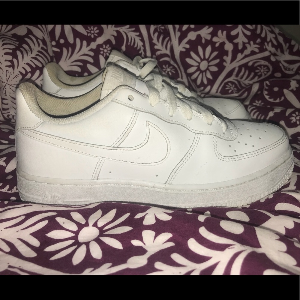 Women’s White Nike Air Force 1s